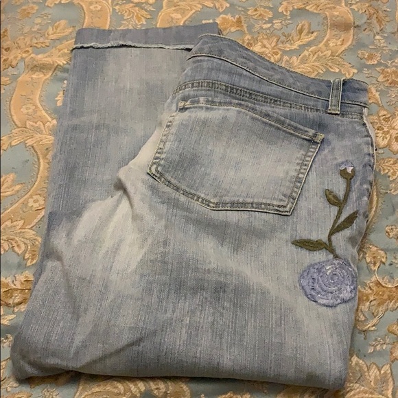 Jeans - Picture 2 of 2